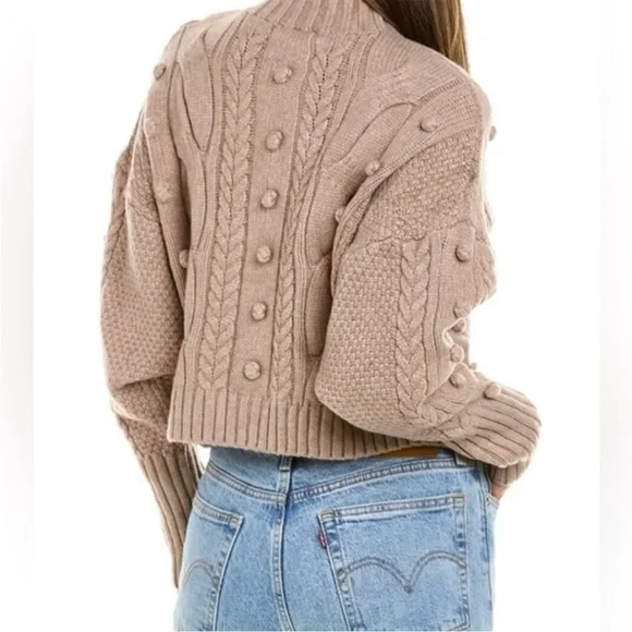 ⭐️ NWT BLANK NYC Bare With Me Mock Neck Sweater XS - Picture 4 of 12